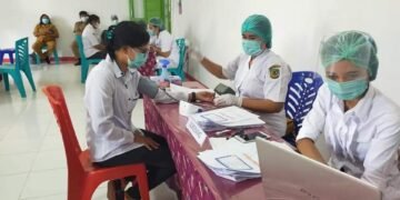 Suasana pelayanan kesehatan di Puskesmas Timika Jaya Kabupaten Mimika. (Foto Yosefina/Cartenz News)