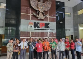 Temui KPK, Tim Hukum Nyatakan Penolakan Istri dan Anak Gubernur Papua jadi Saksi Kasus Dugaan Gratifikasi