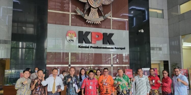 Temui KPK, Tim Hukum Nyatakan Penolakan Istri dan Anak Gubernur Papua jadi Saksi Kasus Dugaan Gratifikasi
