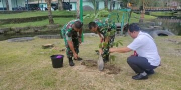 Dukung Program Penghijauan, Yonif Raider 754/ENK Tanam 900 Pohon
