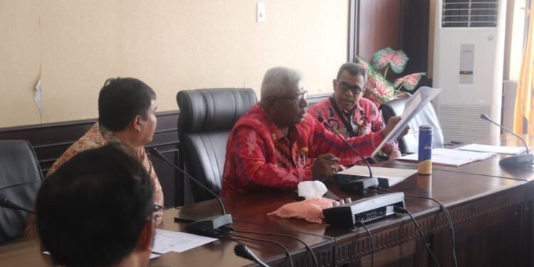 YPMAK Bersama Pemkab Bahas Pengaktifan Kembali Radio Publik Mimika