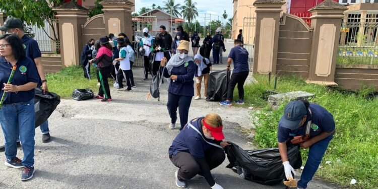 Sambut HUT HKN ke-58 dan Muscab, Hakli Mimika Gelar Kerja Bakti dan Gerbak Malaria