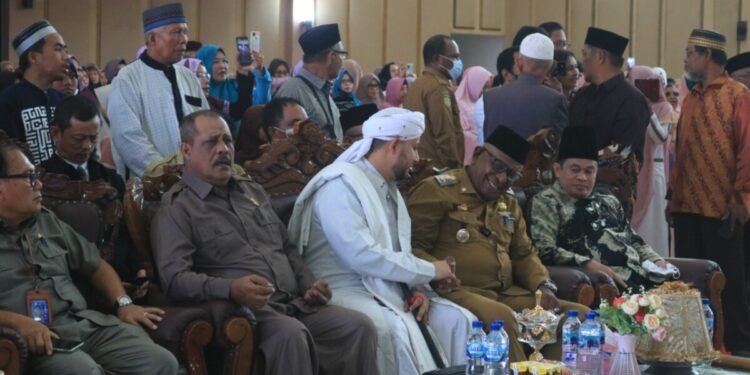 Tabligh Akbar Peringati HUT Mimika ke-26, Plt Bupati Minta Habib dan Ustadz Doakan Seluruh Masyarakat dan Pemerintah