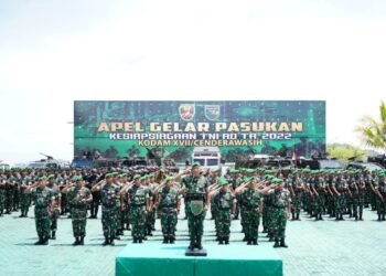 Kasdam XVII/Cenderawasih Pimpin Apel Gelar Pasukan TNI AD Tahun 2022 di Jayapura