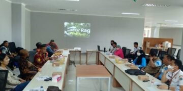 Rencana Bangun Sekolah Sepak Bola di Mimika, Disparbudpora dan Anggota DPRD Studi Banding di PPOP DKI Jakarta