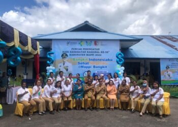 Peringatan HKN di Mappi, Michael Gomar Ucapkan Terima Kasih kepada Nakes dan Serahkan Sejumlah Sarana Pelayanan