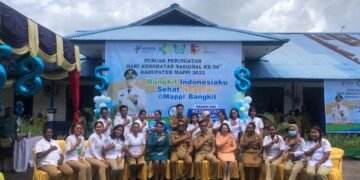 Peringatan HKN di Mappi, Michael Gomar Ucapkan Terima Kasih kepada Nakes dan Serahkan Sejumlah Sarana Pelayanan
