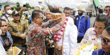 Pj Bupati Mappi  Hadiri Penjemputan Pj Gubernur Papua Selatan di Merauke