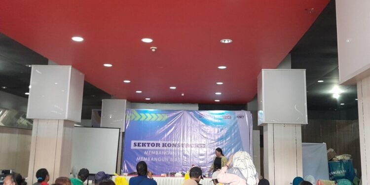 Anggota Komisi VI DPR RI Trifena Tinal Apresiasi Peran PT Semen Indonesia Dalam Membangun Negeri