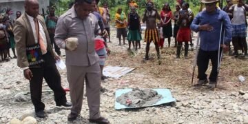 Peletakan Batu Pertama GKII Jemaat Pos Eklesia Timika, Anggaran Pembangunan dari Pokir Mathius Yanengga