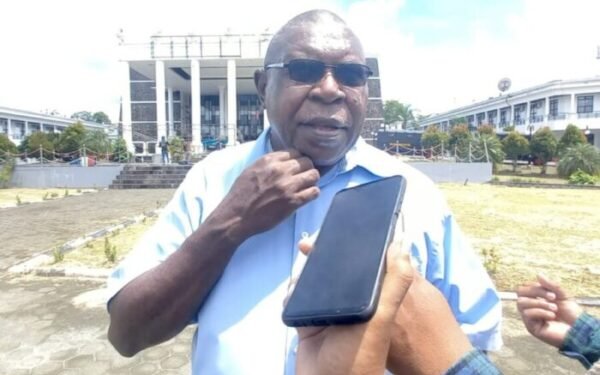 Sekdis Pendidikan Pastikan Plt Bupati Mimika Pimpin Upacara Bendera Peringati Hardiknas Besok