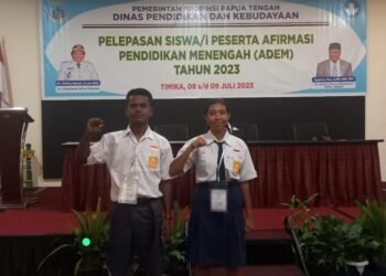 Irene Natalia Samokari dan Melpin You, Peserta Program Beasiswa Adem dari Nabire Pastikan akan Belajar Tekun agar Bisa Meraih Cita-Cita