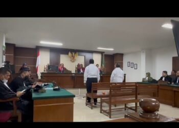 Bupati Mimika Nonaktif, Eltinus Omaleng Divonis Bebas