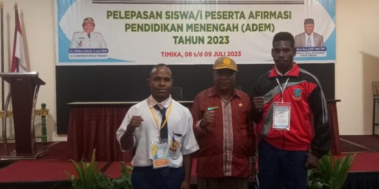 Yelinus Niwilingame dan Emanuel Maita, Peserta Program Beasiswa Adem dari Mimika Pastikan akan Giat Belajar agar Bisa jadi Dokter dan Guru