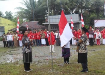Keluarga Besar Trans Lokal SP3 Mimika Gelar Upacara Bendera Peringatan HUT RI ke-78, Inspektur Upacara Pesan Semua Warga Bertanggung Jawab Jaga Keutuhan NKRI