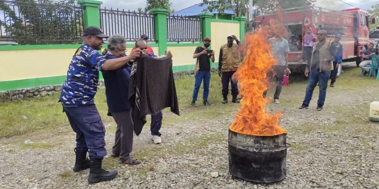 300 IRT di Mimika Ikut Kegiatan Penanggulangan Kebakaran