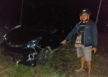 Mobil Avansa Hitam yang Terparkir Berhari-hari di Pinggir Kebun Warga SP1, Ternyata Ditinggalkan Pemilik karena Cekcok dengan Pasangannya