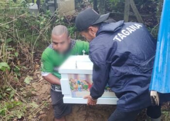 Dinsos Mimika Kuburkan Bayi yang Ditemukan di Kali Selamat Datang Timika