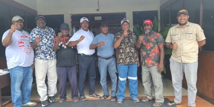 Gerry Okoare Imbau Masyarakat Tidak Ikut Ajakan Demo ke YPMAK oleh Kelompok Lemasko Timika Papua