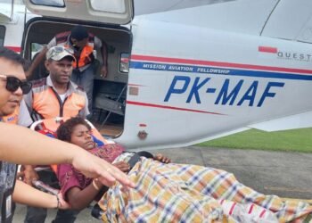 Kartu Otsus Sehat Program Gubernur Papua Tengah  Tidak Hanya Tanggung Pengobatan, Tapi Trasportasi Pasien dan  Konsumsi Keluarga yang Menjaga