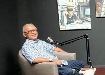 Keputusan Peradilan Sudah Tidak Bisa Diganggu Gugat, Pakar Hukum Abdul Fickar Hadjar Sebut Johannes Rettob Bisa Tuntut Secara Pidana Oknum Mahasiswa yang Demo di Kejagung