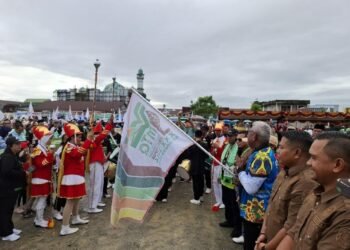 Pawai Taaruf Meriahkan MTQ XXX Tingkat Provinsi se-Tanah Papua,  Bupati Mimika Lepas Ribuan Peserta