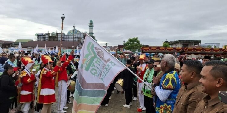 Pawai Taaruf Meriahkan MTQ XXX Tingkat Provinsi se-Tanah Papua,  Bupati Mimika Lepas Ribuan Peserta
