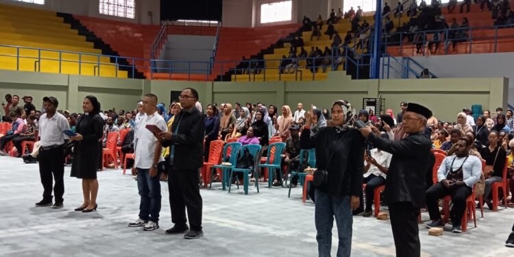 811 Pantarlih Dilantik, Ketua KPU Mimika Sebut Tugas Mereka Pastikan Data Pemilih pada Pilkada 2024 Valid dan Akurat