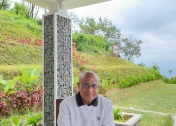 Pengamat Politik Papua, Frans Maniagasi Tanggapi Pernyataan Mengari Terkait Kinerja Penjabat Gubernur Papua Barat Daya