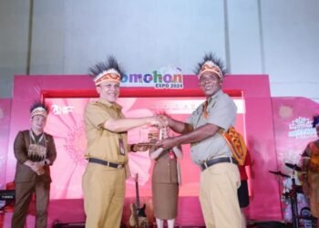 Apresiasi Kepala Kampung yang Sudah Perkenalkan Budaya Kamoro pada Ajang TIFF Expo 2024 di Tomohon, Pimpinan Lemasko Bangga Stand Sanggar Merah Putih  Nawaripi Raih Juara Favorit