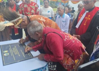 4ea98b3c 8d60 4d44 A430 7cd4ce086494