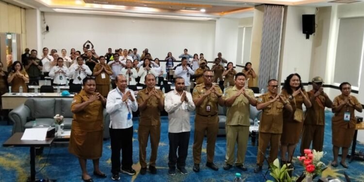 DLH Mimika Gelar Sosialisasi dan Launching Mitra Hijau Mimika Rumah Kita