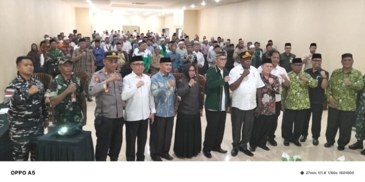 300 Pengurus Masjid Se- Kabupaten Mimika Terima BPJS Ketenagakerjaan