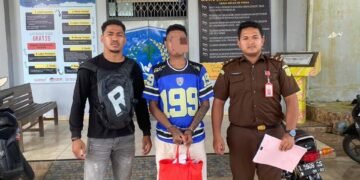 Berkas Perkara Masuk Tahap II Polsek Miru Serahkan Tersangka Penganiayaan di Busiri ke Kejari Mimika