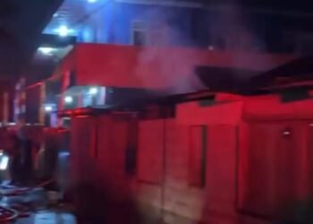 Satu Unit Rumah di Jalan Busiri Tengah Mimika Hampir Ludes Terbakar, Ini Penyebabnya