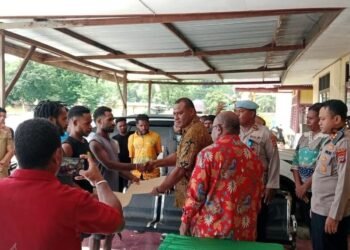 Polres Mimika Bebaskan 21 Warga Yang Diamankan Terkait Konflik Kwamki Narama