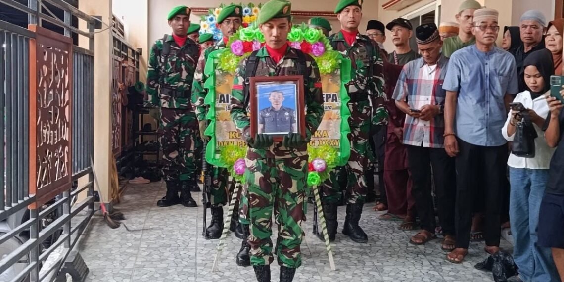 Gugur Ditembak OPM Sertu Arifin Cepa Dimakamkan di Mimika, Ini Penekanan Kapendam Cendrawasih