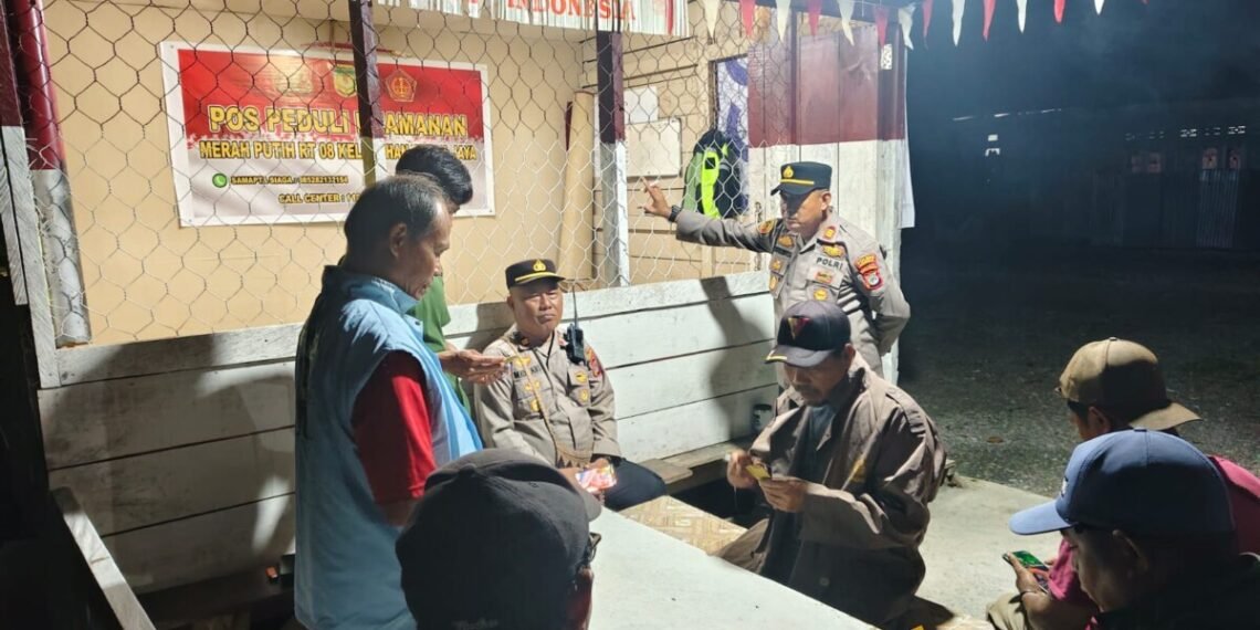 Perkuat Pos Peka Untuk Jaga Kamtibmas Mimika Polsek Miru Terus Berikan Dukungan