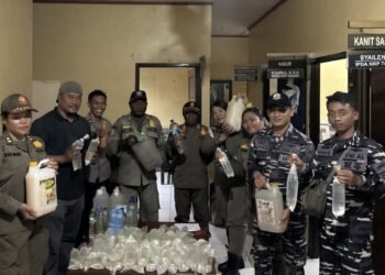 Lagi, Polsek Pelabuhan Poumako dan Personil Gabungan Amankan Miras Sopi Dari Penumpang Kapal