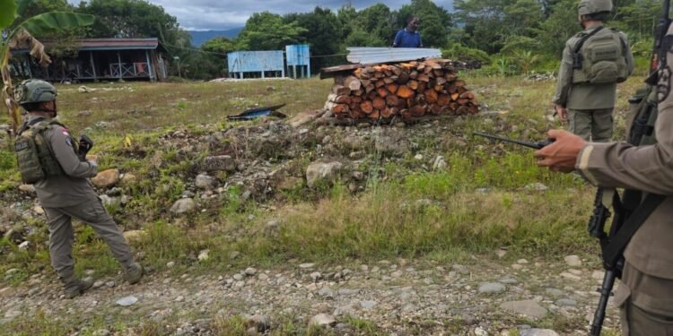 Bangun Kedekatan dengan Masyarakat, Satgas Damai Cartenz Intensifkan Patroli Humanis di Nduga