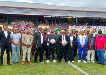 Buka Turnamen Piala Gubernur Liga 4 Zona Papua Tengah Musim 2025/2026 Ini Pesan Gubernur Papua Tengah Meki Fritz Nawipa