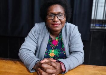 Adolina Magal, S.AP, Beri Pesan Kepada Masyarakat Perkuat Rasa Kebersamaan Dan Solidaritas Pada Ajang Sepakbola Liga 4 Piala Gubernur Papua Tengah