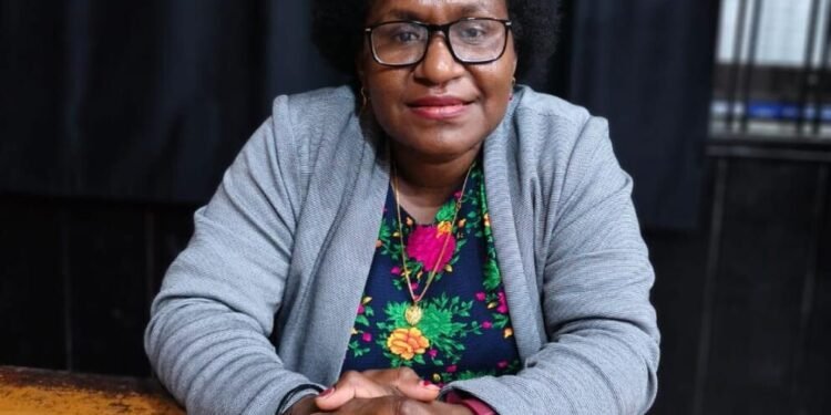 Adolina Magal, S.AP, Beri Pesan Kepada Masyarakat Perkuat Rasa Kebersamaan Dan Solidaritas Pada Ajang Sepakbola Liga 4 Piala Gubernur Papua Tengah