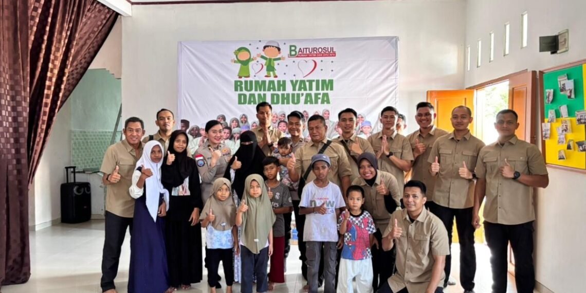 Satgas Damai Cartenz Lakukan Pendekatan Humanis Bersama Anak-anak di Mimika