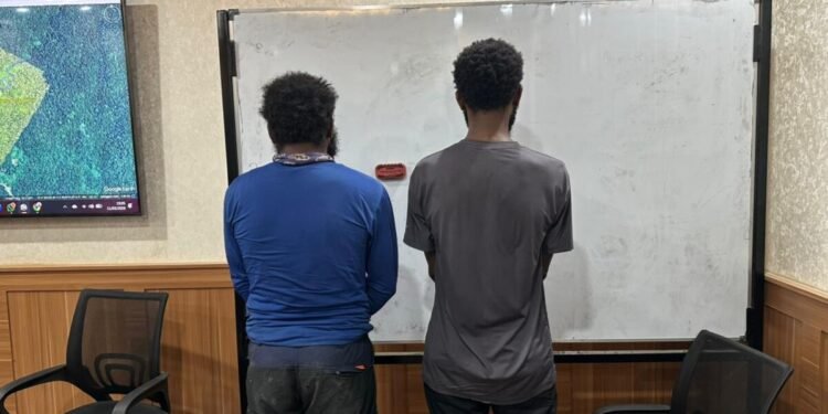 Putus Rantai Logistik dan Amunisi KKB, Satgas Damai Cartenz Amankan 5 Orang di Nabire