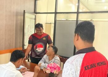 Polres Mimika Serahkan Tersangka Penyelundupan Narkoba Sabu Ke Puncak Jaya Kepada Kejari Mimika