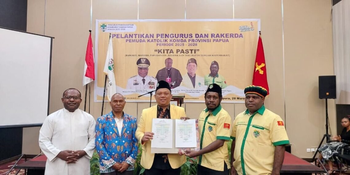 Jurnalis Robertus Yewen Nahkodai Pemuda Katolik Papua, Bertekad Jadikan Organisasi Melayani Masyarakat