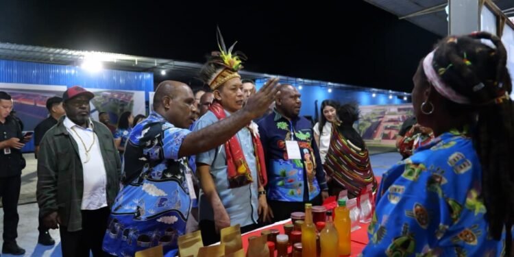 Menteri Koperasi Ferry Juliantono Kunjungi Yayasan Somatua: Kopi Papua Didorong Jadi Komoditas Unggulan Daerah