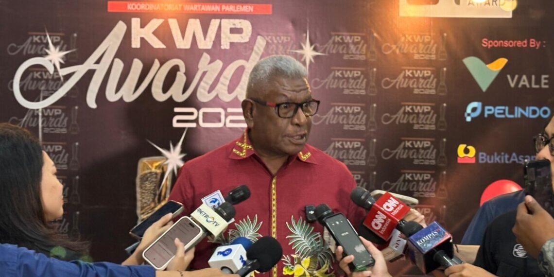 Bupati Mimika John Rettob Raih KWP Award 2026 di Gedung DPR RI, Dinilai Berkontribusi Nyata Dalam Pembangunan