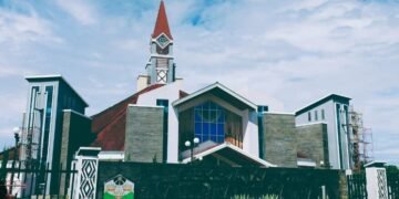 Oknum Personil TNI Lakukan Tindakan Tidak Sopan Saat Pengamanan Kedatangan Wapres di Gereja Tiga Raja Timika, Kodim 1710 Beri Klarifikasi